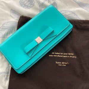 Kate Spade Montford Park Smooth Leather Keira Clutch in Giverny Blue